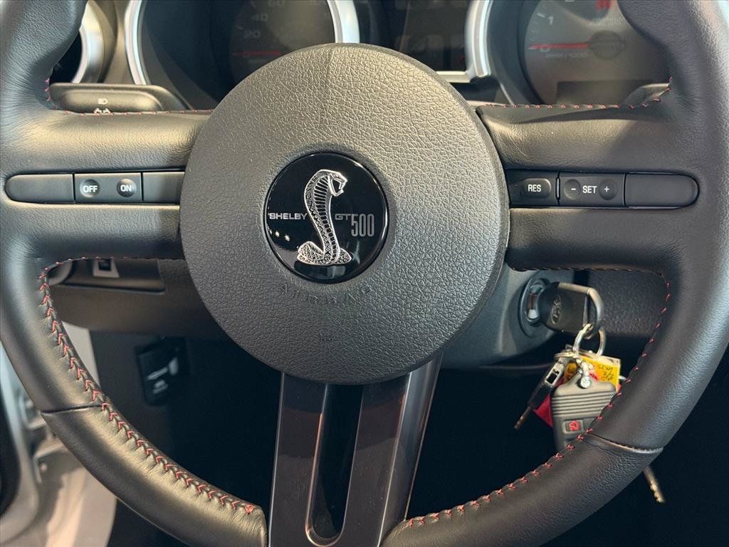 Used 2007 Ford Mustang Shelby GT500 RWD image 15
