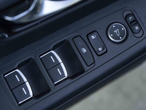 Used 2023 Honda CR-V Sport Touring image 37