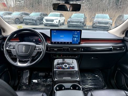 Used 2022 Lincoln Nautilus Reserve image 22