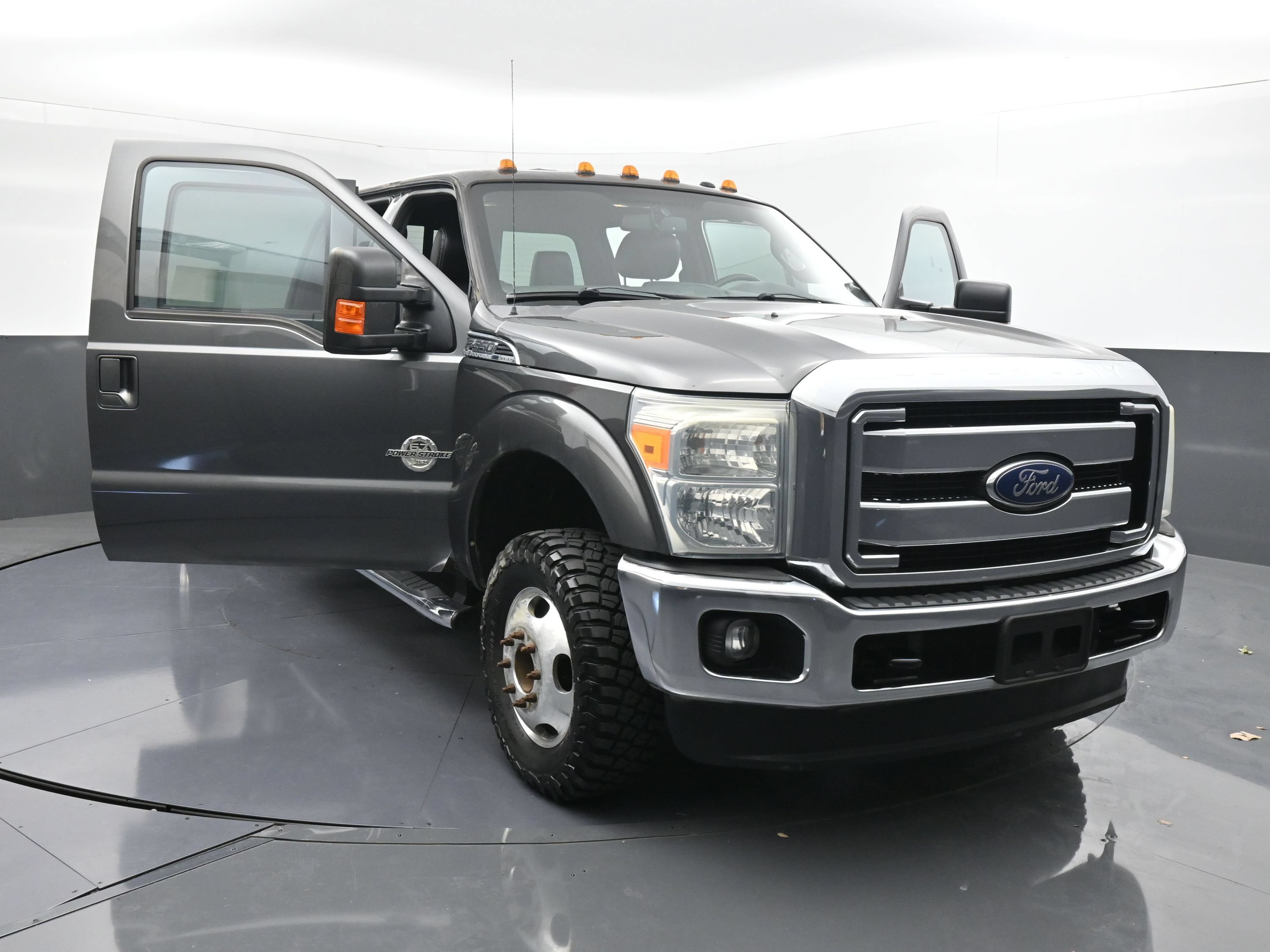 Used 2015 Ford F350 Lariat w/ Lariat Interior Package AWD/4WD image 43