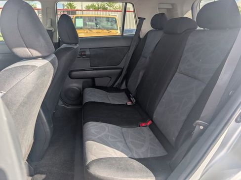 Used 2012 Scion xB FWD image 14