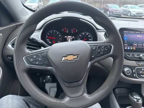 Used 2020 Chevrolet Malibu LS FWD image 24