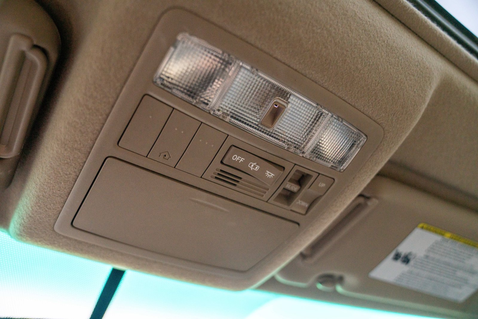 Used 2010 Toyota Highlander SE AWD/4WD image 20