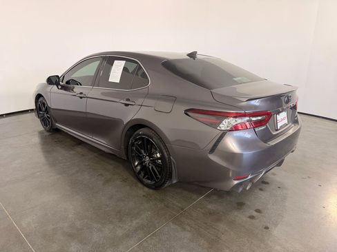 Used 2023 Toyota Camry XSE FWD image 9