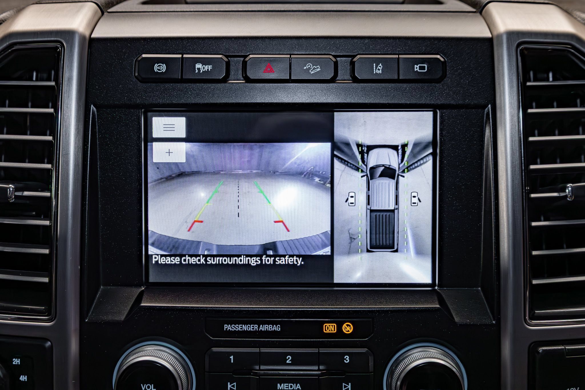 Used 2020 Ford F350 Platinum AWD/4WD image 19