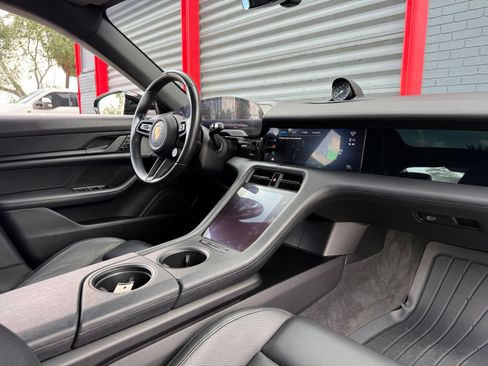 Used 2021 Porsche Taycan 4S AWD/4WD image 27