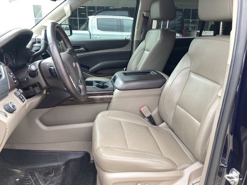 Used 2019 Chevrolet Tahoe LT w/ Max Trailering Package RWD image 3