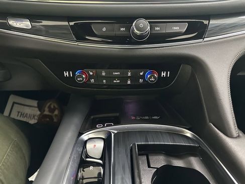 Certified 2024 Buick Enclave Premium image 44