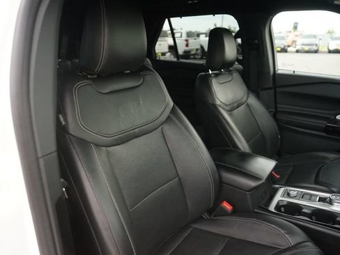 Certified 2022 Ford Explorer ST w/ Equipment Group 401A AWD/4WD image 22