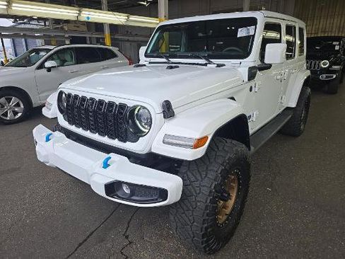Used 2024 Jeep Wrangler High Altitude AWD/4WD image 4