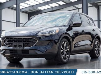 Used 2021 Ford Escape SE w/ SE Sport Appearance Package FWD video 1