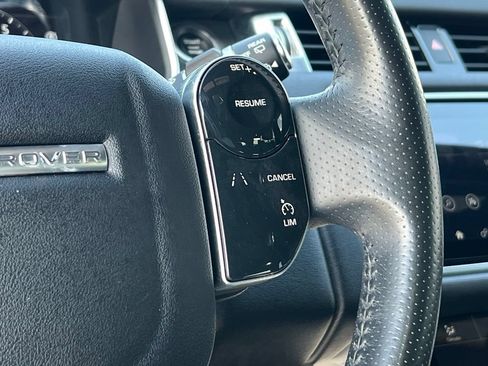 Used 2018 Land Rover Range Rover Sport HSE AWD/4WD image 29