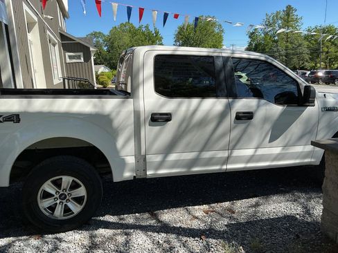 Used 2018 Ford F150 XLT AWD/4WD image 6