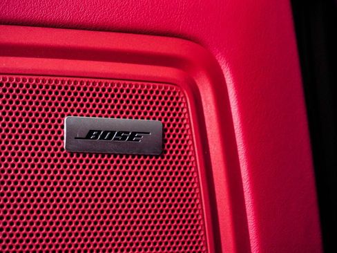 New 2026 Porsche Macan image 27