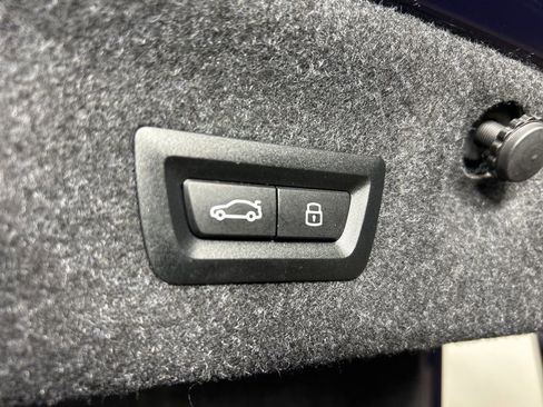 Used 2024 BMW M4 Coupe w/ Executive Package image 33