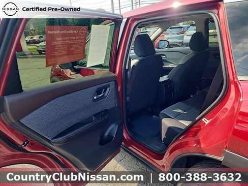 Certified 2023 Nissan Rogue SV AWD/4WD image 22