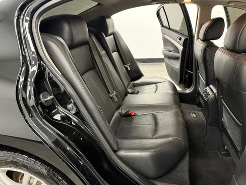 Used 2011 INFINITI G37 4dr x AWD w/ Premium Pkg image 37
