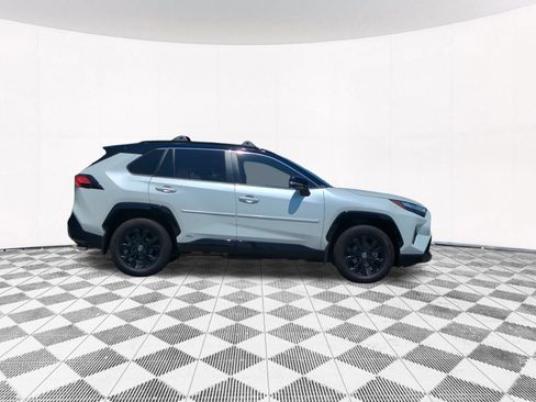 Used 2022 Toyota RAV4 XSE w/ XSE Grade Weather Package AWD/4WD image 6