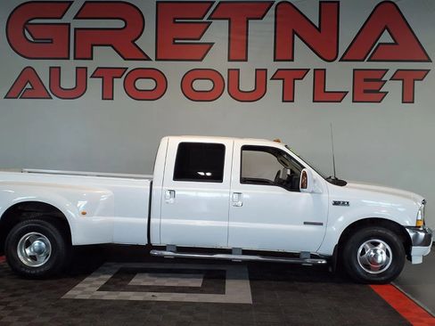 Used 2003 Ford F350 Lariat RWD image 1