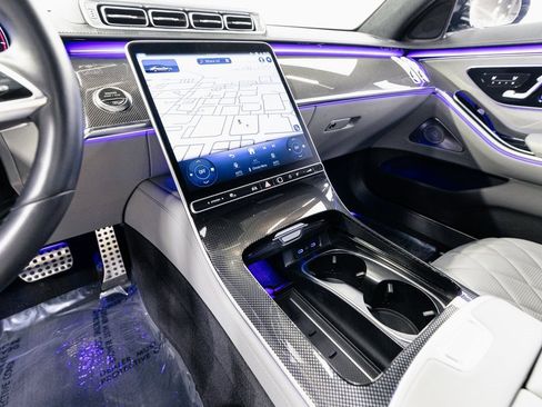 Used 2023 Mercedes-Benz S 580 4MATIC Sedan w/ AMG Line image 15