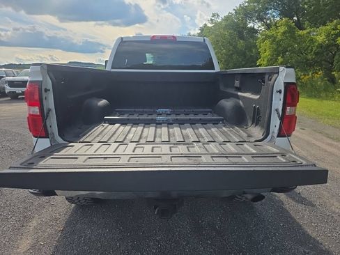 Used 2016 GMC Sierra 2500 SLE w/ SLE Preferred Package AWD/4WD image 9