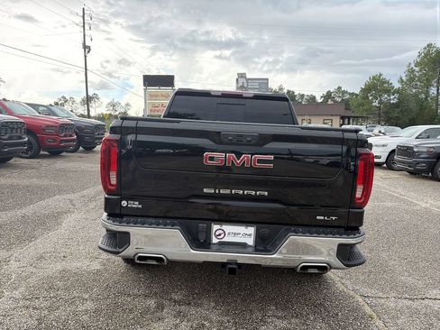 Used 2024 GMC Sierra 1500 SLT w/ SLT Premium Plus Package AWD/4WD image 5