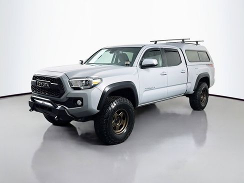 Used 2021 Toyota Tacoma TRD Off-Road image 1