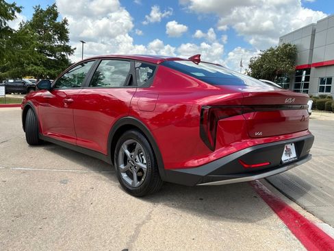 Used 2025 Kia K4 FWD image 8