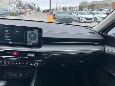 Used 2025 Kia K5 LXS image 30