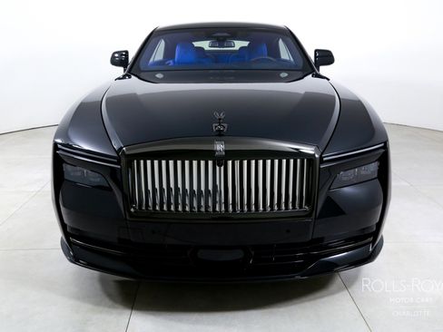 New 2025 Rolls-Royce Spectre Black Badge w/ Spectre Enhancement Package image 7