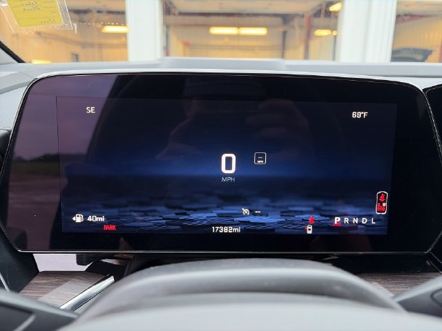 Used 2026 Chevrolet Tahoe LT RWD image 12