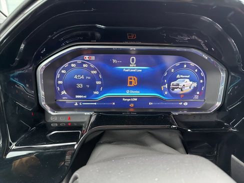 Used 2024 Chevrolet Silverado 1500 LT Trail Boss w/ Convenience Package II image 9