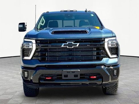 Used 2026 Chevrolet Silverado 2500 LT w/ Trail Boss Package image 2