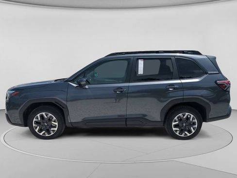 Used 2026 Subaru Forester Premium AWD/4WD image 8