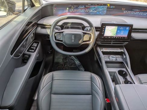 New 2026 Lincoln Nautilus Reserve w/ Jet Appearance Package image 14