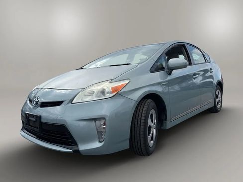Used 2013 Toyota Prius Two image 3