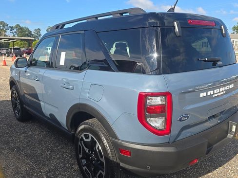 Used 2024 Ford Bronco Sport Outer Banks w/ Tech Package AWD/4WD image 7