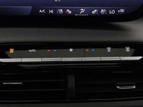 New 2026 Buick Enclave Avenir w/ Super Cruise Package image 33