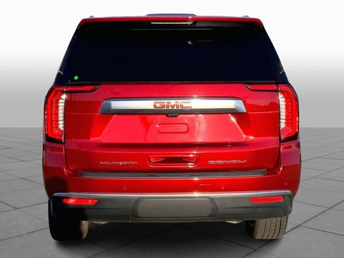Used 2023 GMC Yukon XL Denali w/ Advanced Technology Package image 5