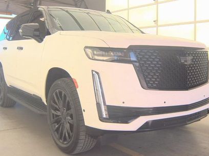 Used 2021 Cadillac Escalade Premium Luxury w/ LPO, Illumination Package