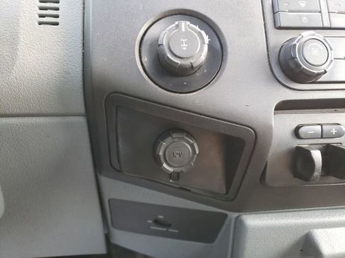Used 2014 Ford F250 XL w/ Power Equipment Group image 22