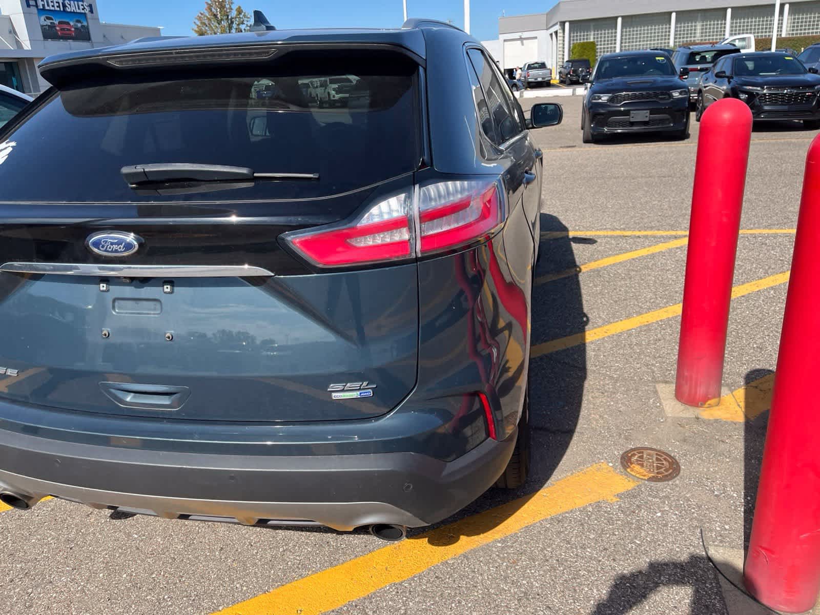 Used 2019 Ford Edge SEL w/ Equipment Group 201A AWD/4WD image 14