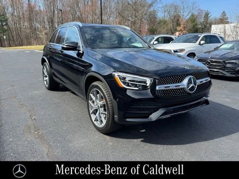 Certified 2022 Mercedes-Benz GLC 300 4MATIC image 1