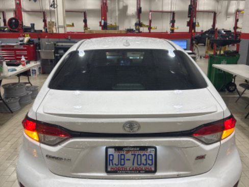 Used 2024 Toyota Corolla SE image 7