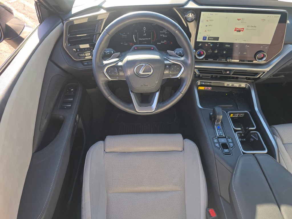 Used 2025 Lexus TX 350 AWD w/ Technology Package image 26