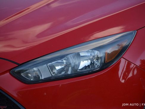 Used 2017 Ford Focus ST FWD image 36