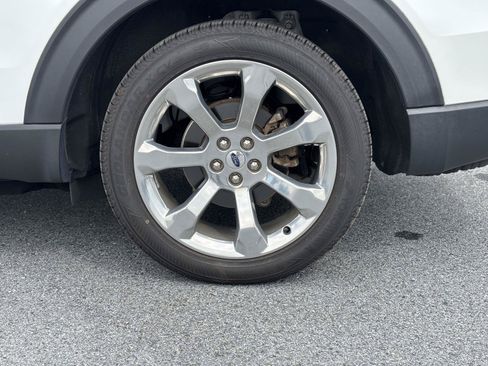 Used 2020 Ford Explorer Platinum w/ Premium Technology Package AWD/4WD image 6