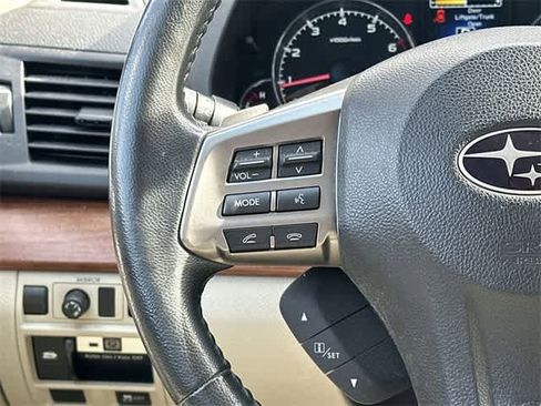 Used 2014 Subaru Outback 2.5i Limited image 9