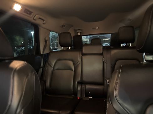 Certified 2023 Nissan Pathfinder SL w/ Black Appearance Package image 10