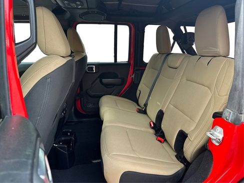 Used 2018 Jeep Wrangler Unlimited Sport S image 11